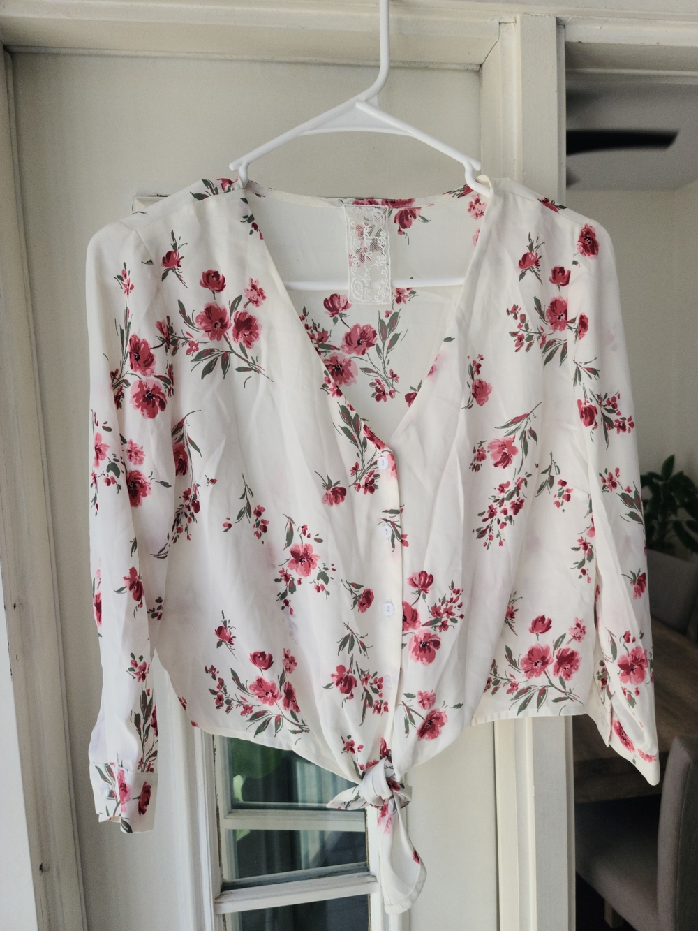 Sadie & Sage White Crop Blouse with Pink Floral Tie-Front